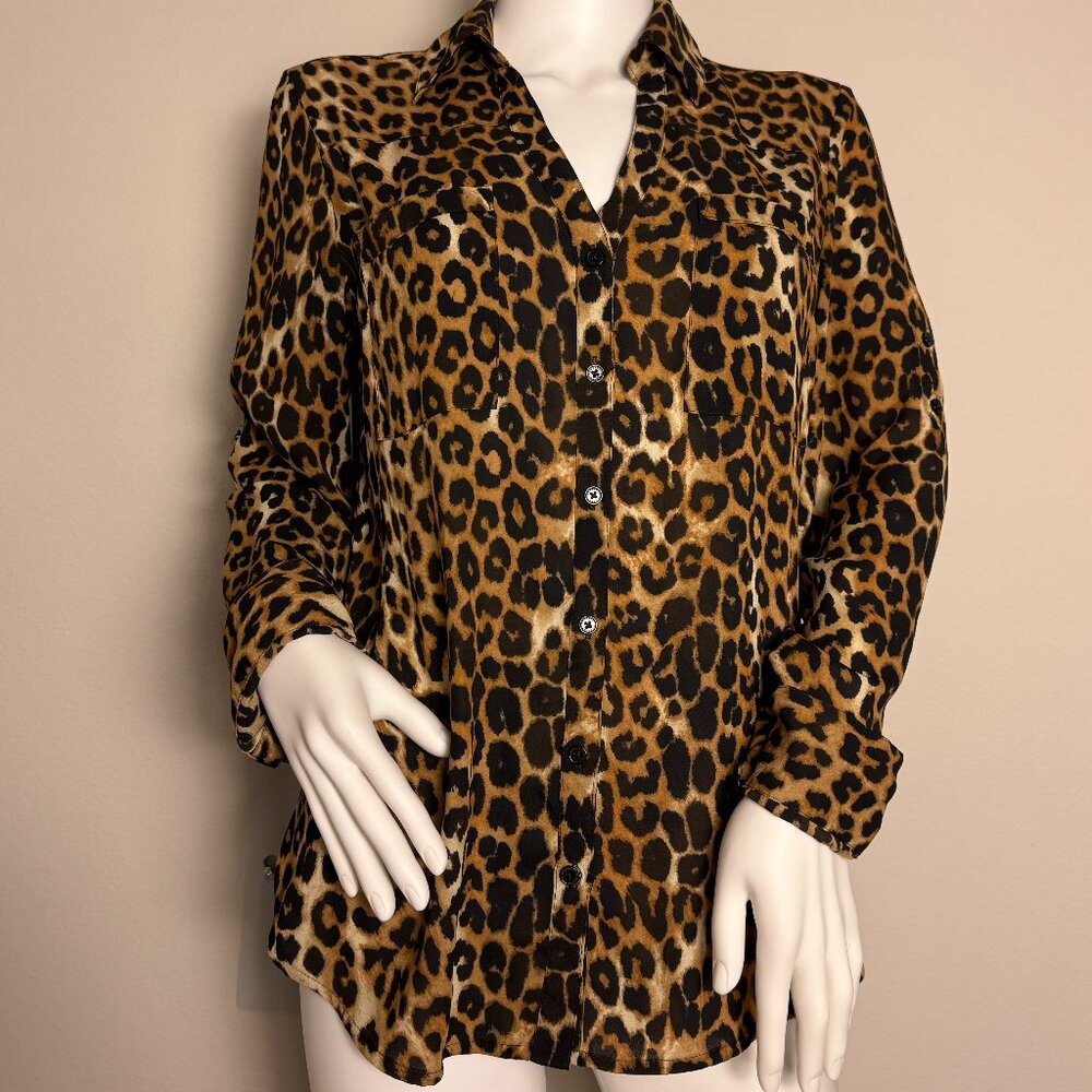 Express The Portofino Shirt Women's Button Up Collared V-Neck Blouse Size M